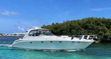 Yadtseb 60 ft luxury yacht rental in Cancun - accommodates 20 guests
